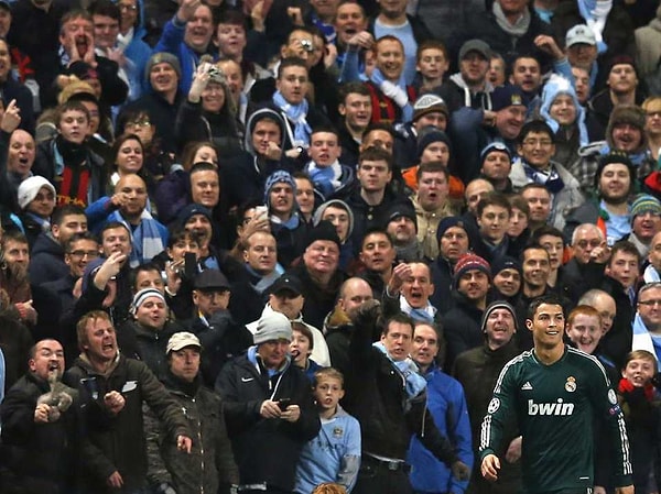 33. Кстати, его имидж нравился фанатам далеко не всегда