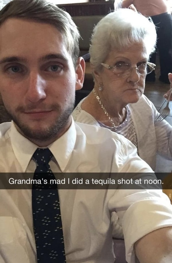 9. Недовольство старушки вызвано шотом текилы, выпитым в полдень ее дорогим внуком.