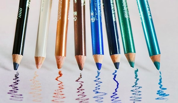 8. Откуда в русском языке появилось слово "карандаш"?