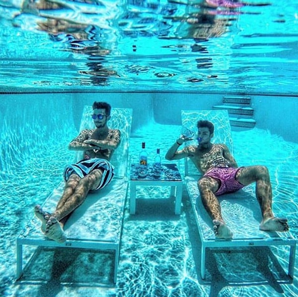 3. Каждый спасается от жары как может 😅