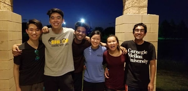 11. Вот это рука...