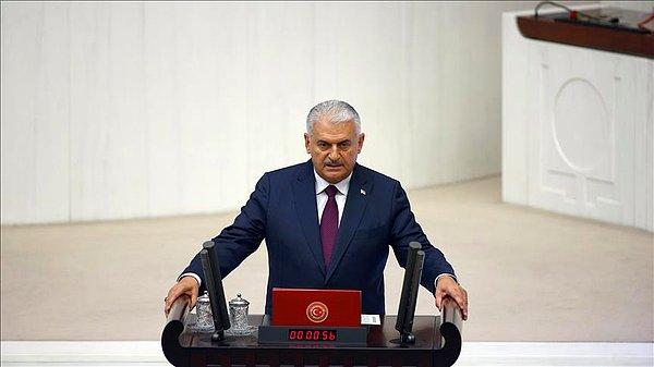 3. turda ise 335 oy alan AKP'nin adayı Binali Yıldırım Meclisin yeni başkanı oldu.