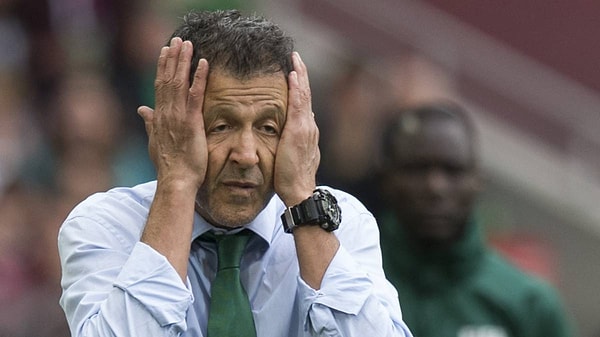 5. Источник близкий к футбольному тренеру мексиканцев высказал свое предположение, что именно из-за сложившийся ситуации Хуан Карлос никак не мог сосредоточиться на работе.