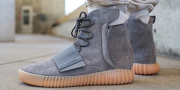 7. Назовите бренд обуви: