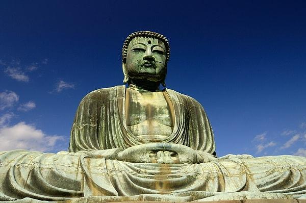 3. Japonya'nın resmi bir dini yoktur, ülkede Şintoizm ve Buda inancı yaygındır.