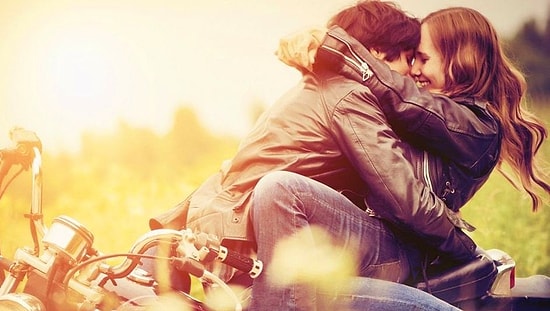 Aşk, Bir Kalbin İçinde Ağlıyor Aşk... Nasıl Bir Aşka İhtiyacın Var?