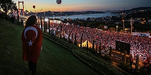 Binlerce Kişi Bayraklarla Yürüdü: Objektiflere Yansıyan Görüntülerle '15 Temmuz Demokrasi ve Milli Birlik Günü'