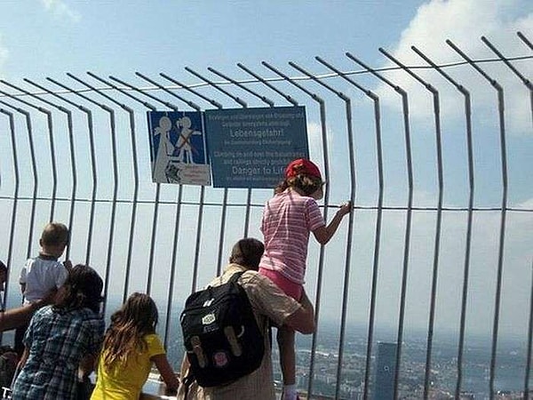 18. "Правила? Какие еще правила? Ах эти. А мне по барабану"