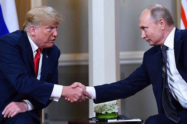 Başkanlık seçimleri kampanyası sürecinde, kendisi ve Rus yetkilinin, Trump ile Putin arasında bir toplantıya aracılık etmek istediği fakat başarısız oldukları iddia ediliyor.