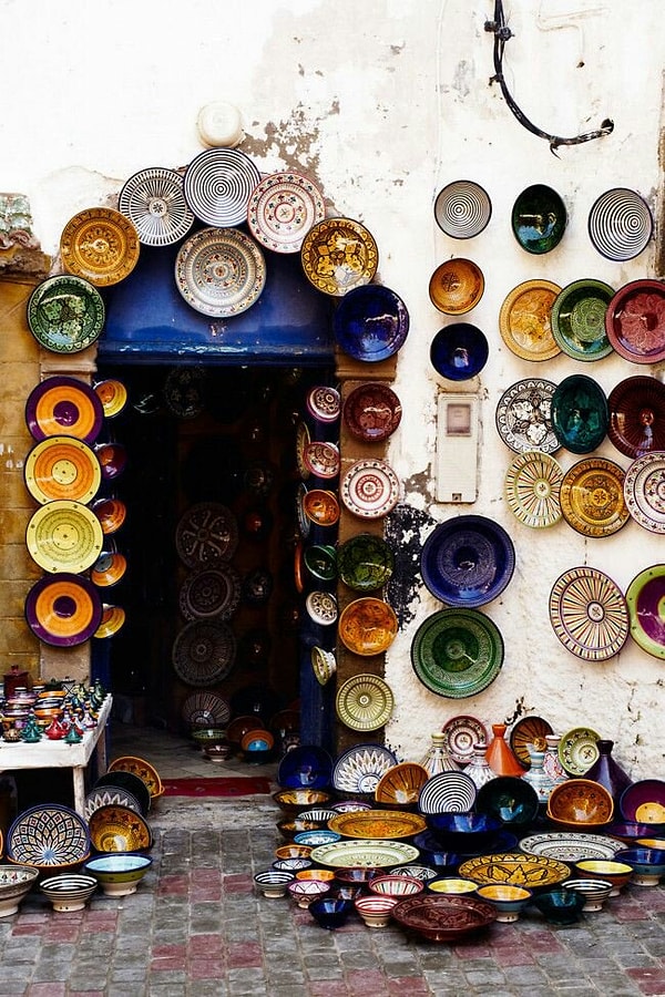 43. 4 варианта выделки и цвета из четырёх разных городов Марокко.