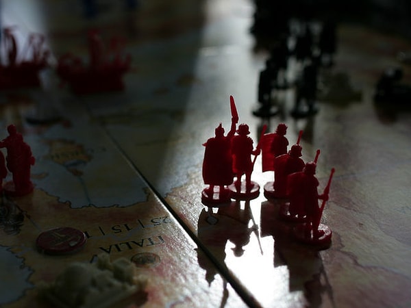 2. Какая империя обладала наибольшим количеством колоний?