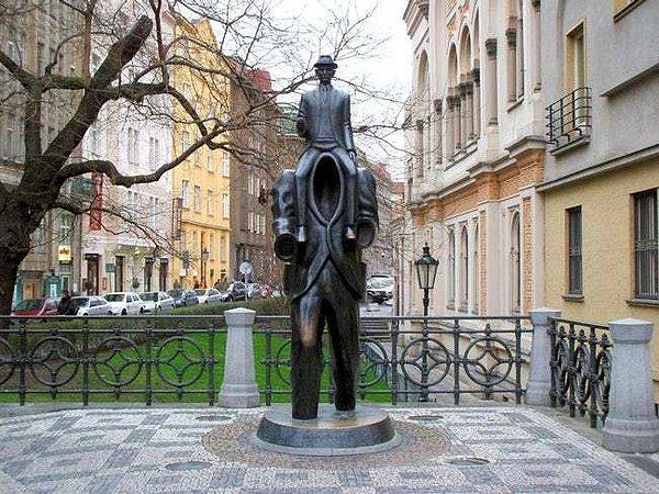 24. Franz Kafka - Prag, Çek Cumhuriyeti