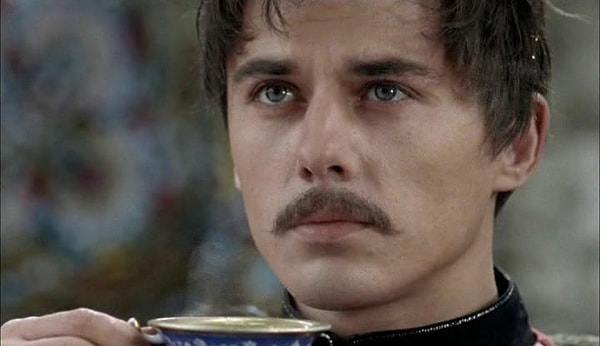 6. А сможете ли назвать возраст Печорина из лермонтовского "Героя нашего времени" на момент знакомства с Мери и Бэлой?