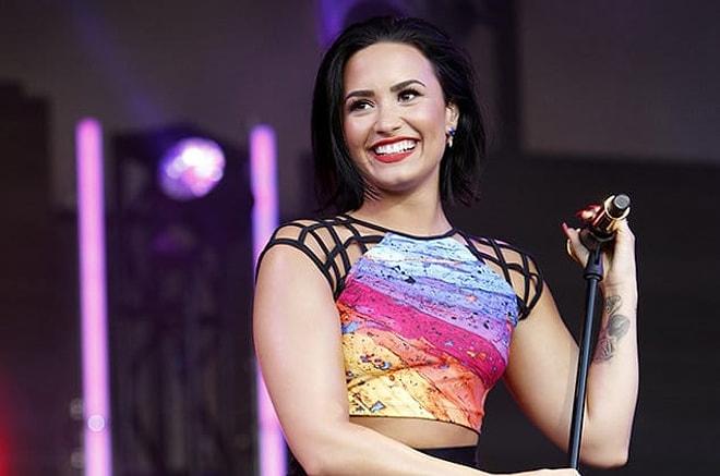 Ünlü Şarkıcı Demi Lovato Yüksek Doz Eroin Sebebiyle Hastaneye Kaldırıldı!