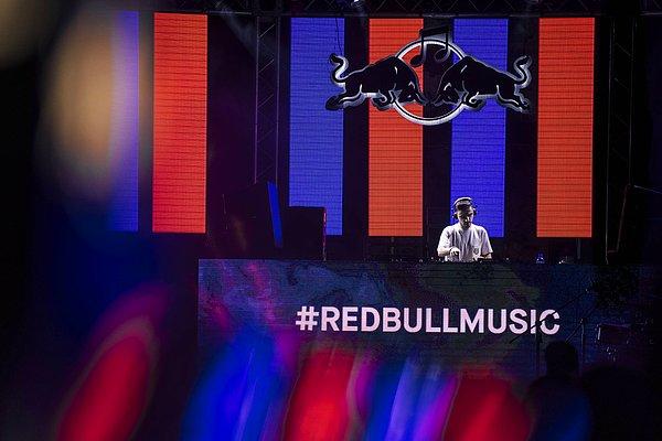 Şehre uygun müzik kürasyonlarıyla İstanbul'a gelen Red Bull Music Festival, 26 Eylül akşamı start alacak!