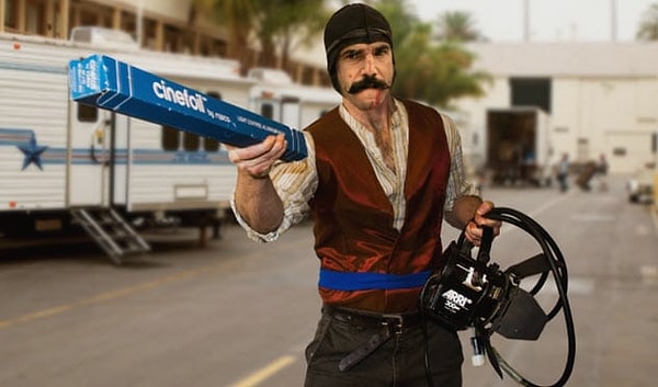 9. Дэниел Дэй-Льюис - все (причем в образе)