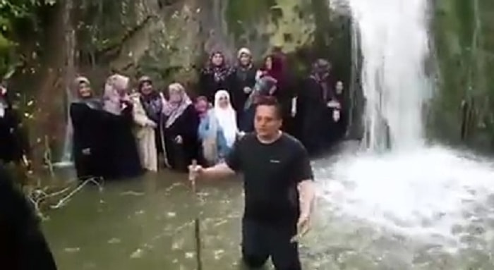 Kadınlara 'Ben Mehdiyim' Deyip İstediğini Yaptıran Adam