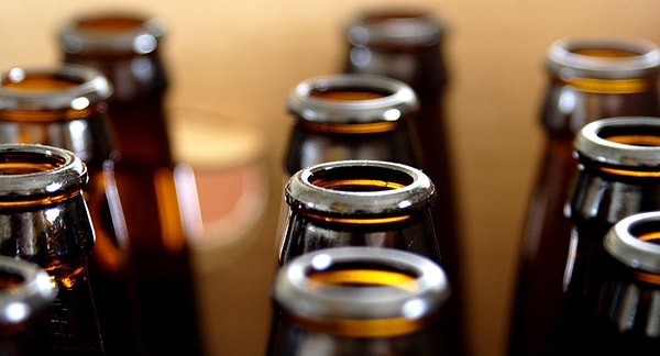 4. Не могут выпить всего один бокал или одну рюмочку