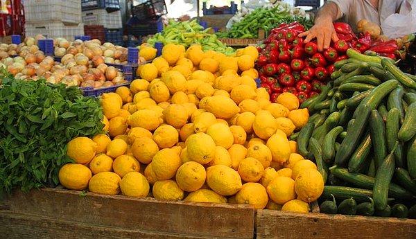 📌 Temmuz ayında fiyatı en çok artan ürün yüzde 12,86 ile limon oldu.