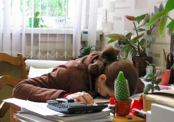 2. Вы не можете заснуть, ночью, когда рано встаёте или поздно ложитесь?