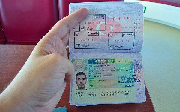 Yunanistan için akredite edilmiş aracı şirketten Schengen vizesi almanız gerekiyor.