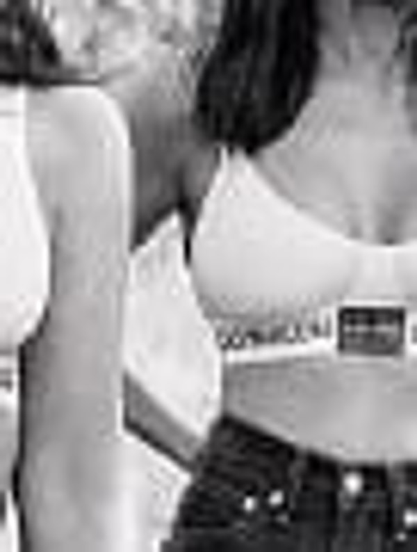 Если уж работаете с Фотошопом, так делайте это профессионально.