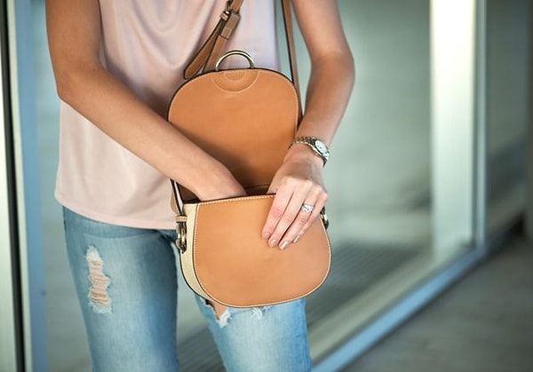 8. Почему, когда вы ищите что-то, то находите это всегда в последнем месте, куда вы посмотрели?