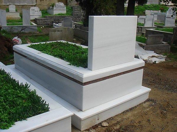 1. Rüyada mezar taşı görmek
