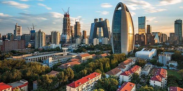 Başkent Pekin, ülkenin en büyük metropollerinden biri. Asgari ücret de bununla orantılı olarak yüksek.