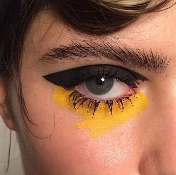 14. На контрасте 🌗