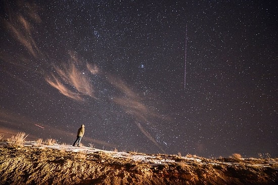 💫 Dışarı Çık ve Göğe Bak! Perseid Meteor Yağmuru Bu Gece Zirve Yapıyor