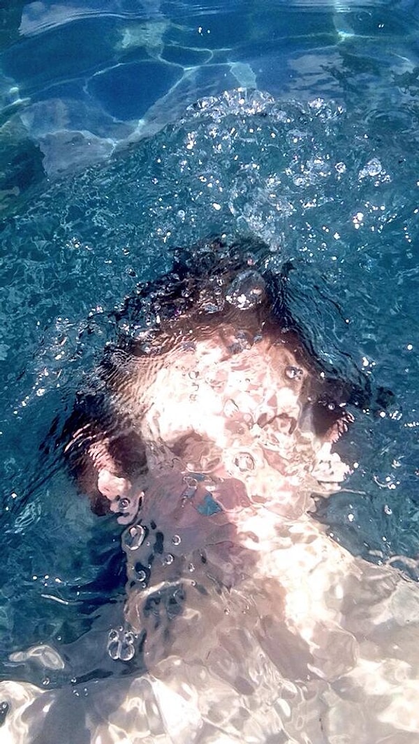 12. А если вы делаете фото сверху, получается, что вы снимаете пузыри воздуха и только!