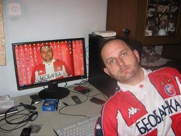 19. Это больше, чем поставить свое фото на заставку экрана телефона!