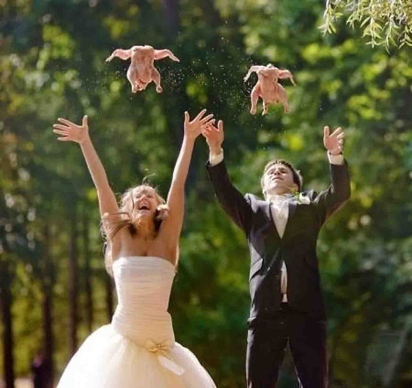 2. Кажется, до меня дошел смысл поговорки "Муж и жена — одна сатана". Фото действительно адское...