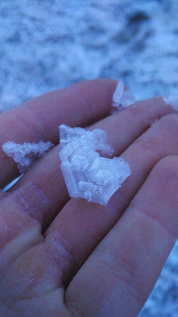 14. Fütüristik buz kristalleri: