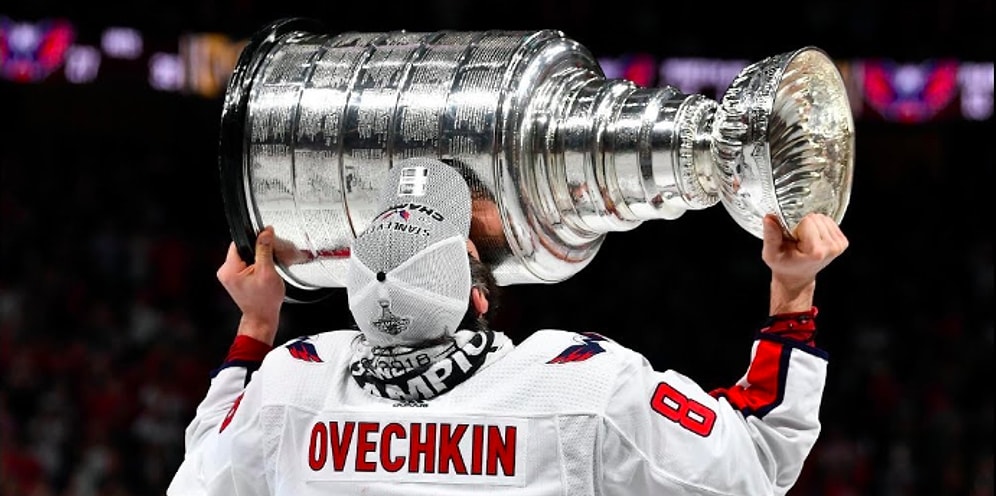 Тест: Сможете ли вы угадать, в честь кого названа знаменитая премия?