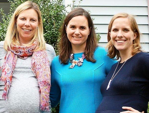 Yakın arkadaşlar Sarah Robinson, Hannah Hudson ve Natalie Ralston, yeni anne olmuş kadınlar ve gebeler için gerçek durumlarını anlatmalarını sağlayacak emojiler yaratma fikri ile yola çıkmışlar.