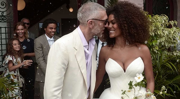 Как выяснилось, новой избранницей актера стала модель Тина Кунаки, которая младше Касселя (внимание!) на целых 30 лет...