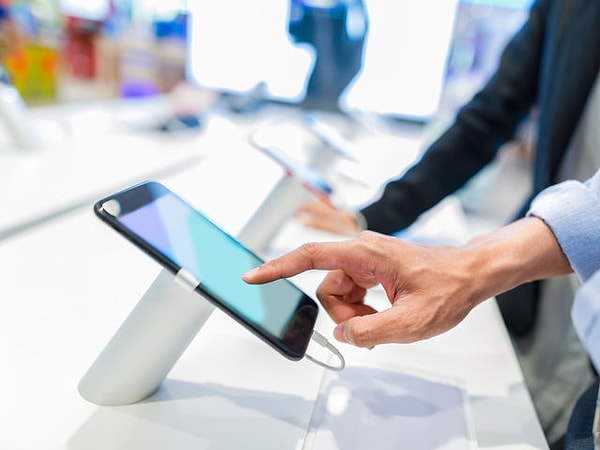 8. Когда в последний раз вы обновляли телефон?