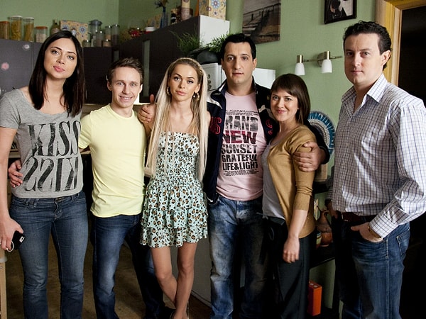 10. Со временем состав сменился, но популярности сериал не потерял