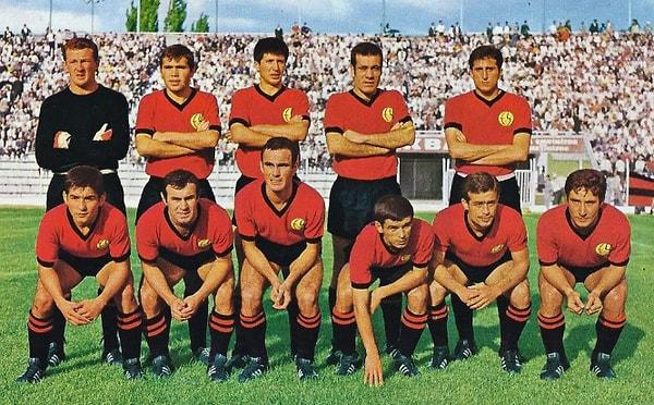 İstanbul'a ilk başkaldıran Anadolu takımı olan Eskişehir, 1968/69 sezonunda ligi Galatasaray'ın arkasında 2. sırada bitirdi. Bir sezon sonra bu kez Fenerbahçe'nin arkasında 2.sırada bitiren Eskişehir büyük takdir toplamıştı.