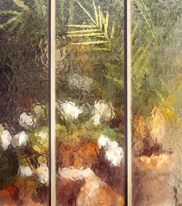 15. Думаете, это какая-то картина? Нет, это всего лишь растения за стеклом теплицы!