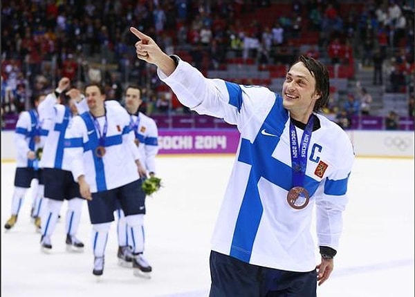 4. А это спортсмены...