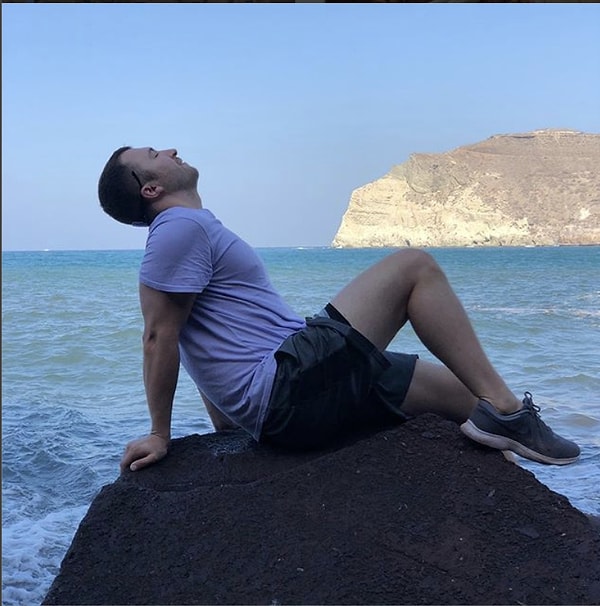 2. "Куда бы мы ни пошли, везде видели «инста-моделей» и смеялись над тем, как много фото они делают"