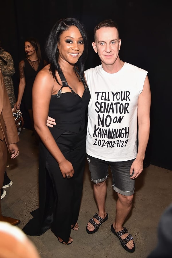 9. Актриса Тиффани Хэддиш с американским модельером и креативным директором Moschino Джереми Скоттом