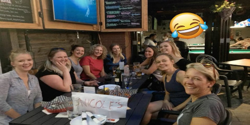 Barda Tanıştığı Kızı Bulabilmek için Aynı İsimde 246 Kıza e-Posta Gönderen Adam