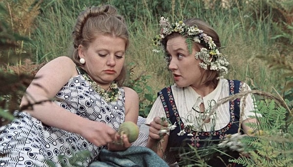 6. Кто из советских актёров не снимался в картине?