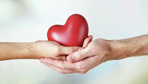 4. Вы когда-нибудь отдавали что-либо на благотворительность?