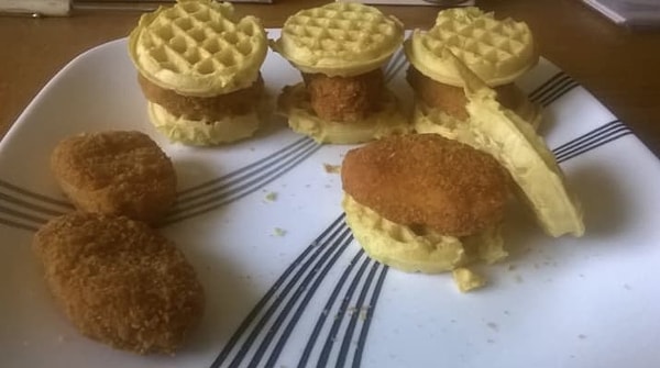 1. Возможно, эти нагетсы с вафлями - следующее потрясающее изобретение человечества.