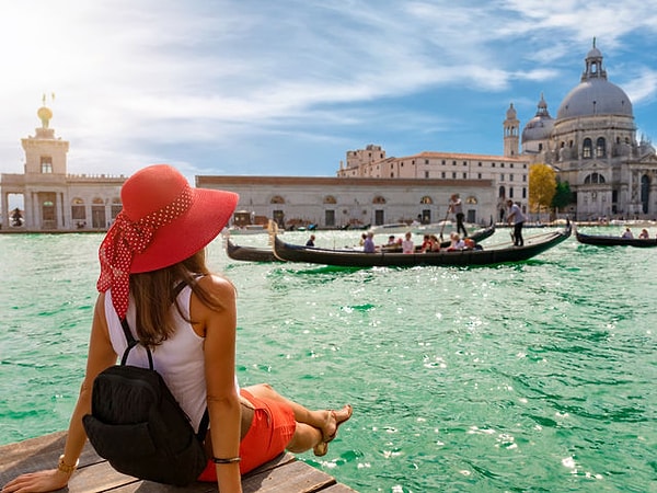 8. В какую страны вы бы с удовольствием отправились в отпуск?